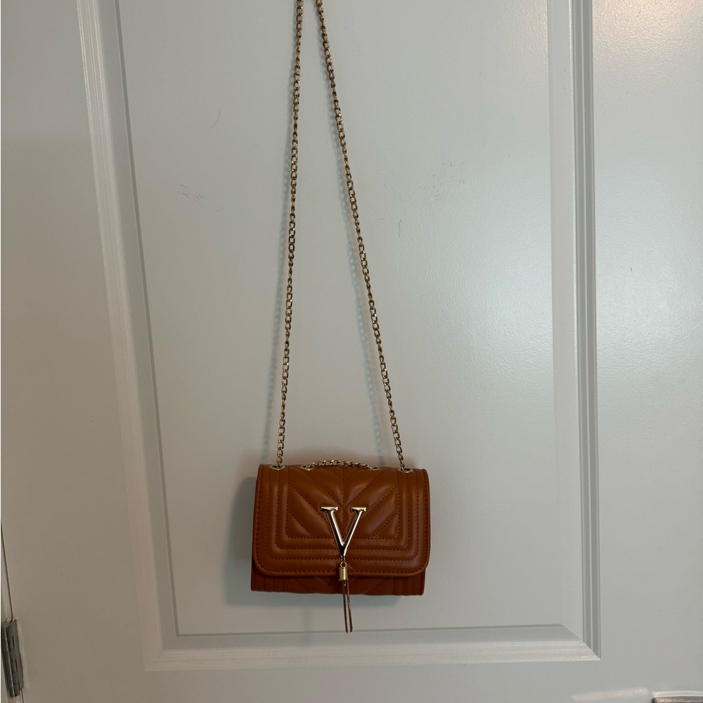 BROWN PURSE